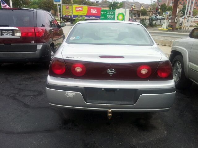 2004 Chevrolet Impala Base