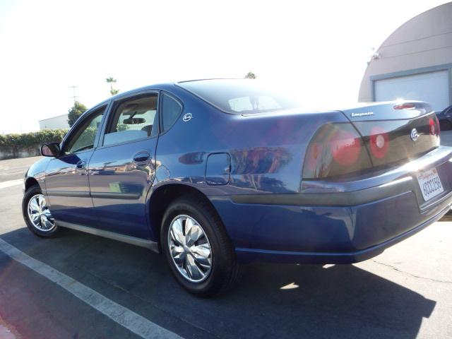 2005 Chevrolet Impala Base