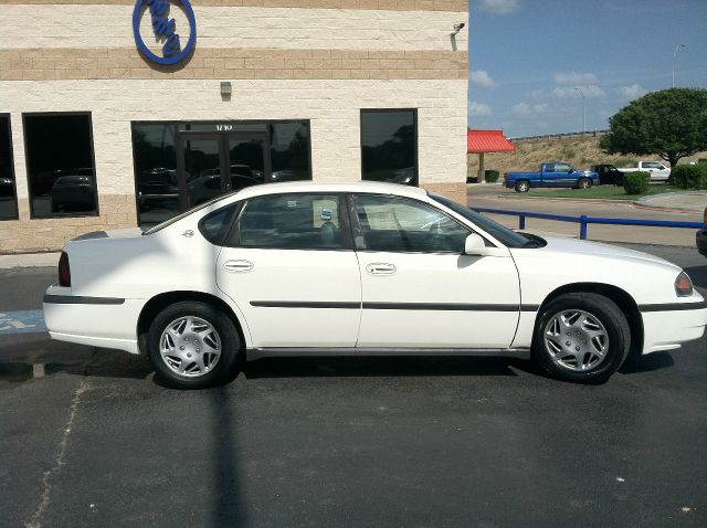 2005 Chevrolet Impala Base