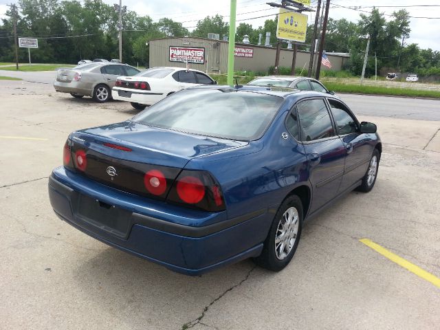 2005 Chevrolet Impala Base