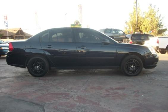 2005 Chevrolet Impala Unknown