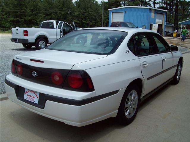 2005 Chevrolet Impala Base