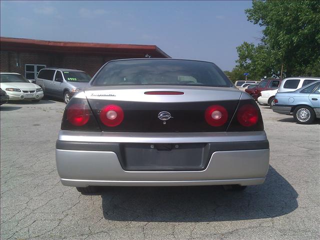 2005 Chevrolet Impala Base