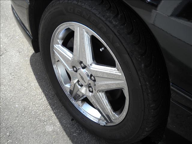 2005 Chevrolet Impala 4dr Sdn Auto (natl) Hatchback