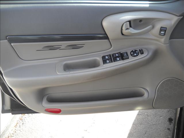 2005 Chevrolet Impala 4dr Sdn Auto (natl) Hatchback