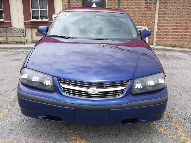 2005 Chevrolet Impala Base
