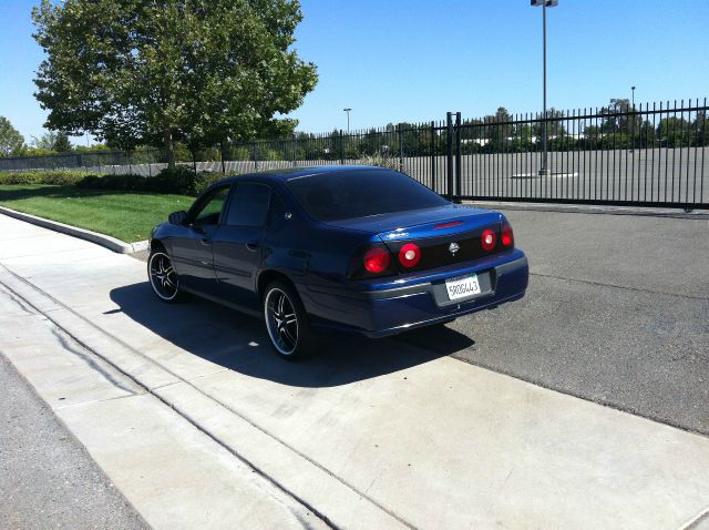 2005 Chevrolet Impala Base