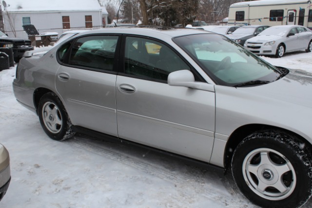 2005 Chevrolet Impala Base