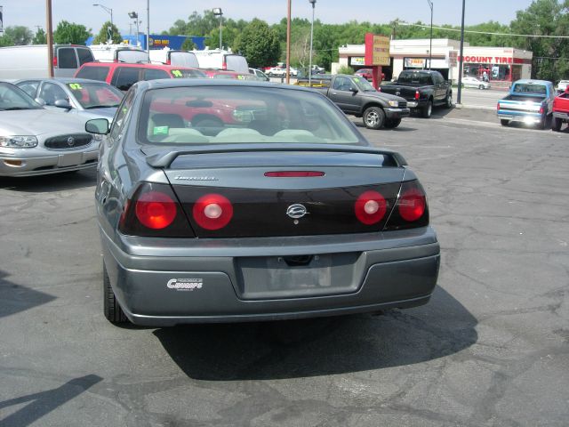 2005 Chevrolet Impala Base