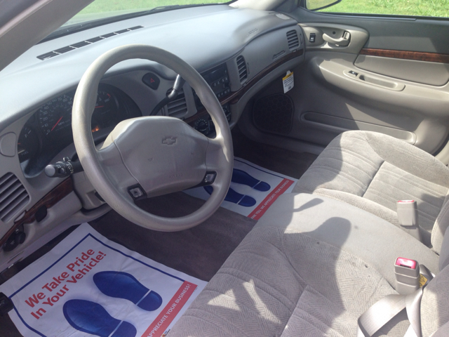 2005 Chevrolet Impala Base