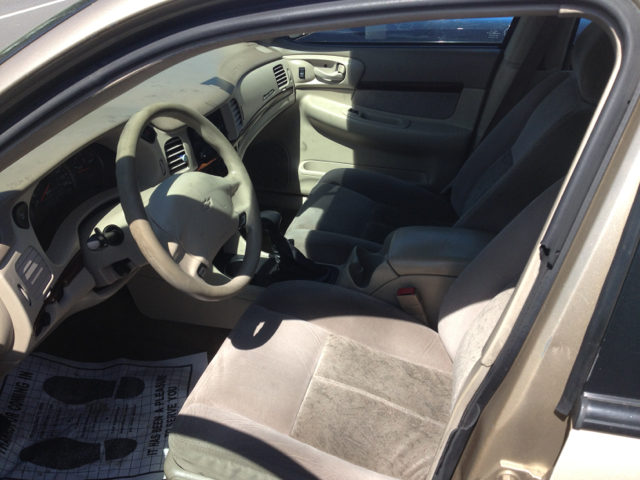2005 Chevrolet Impala Base