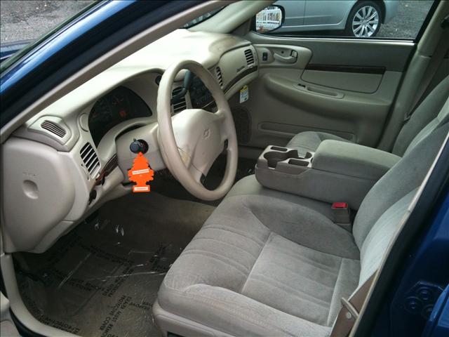 2005 Chevrolet Impala Base