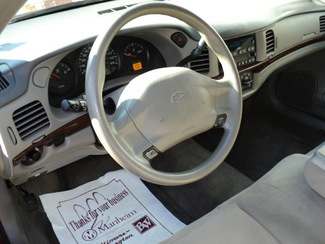 2005 Chevrolet Impala Base