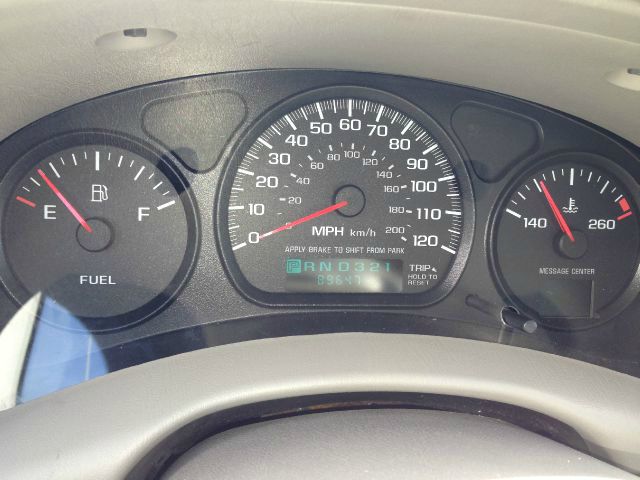 2005 Chevrolet Impala Base