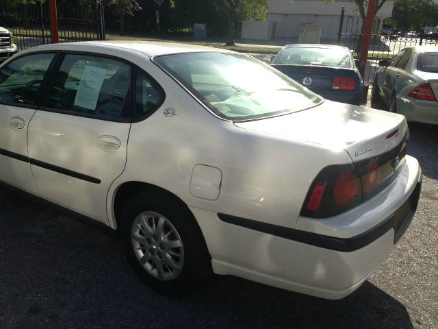 2005 Chevrolet Impala Base