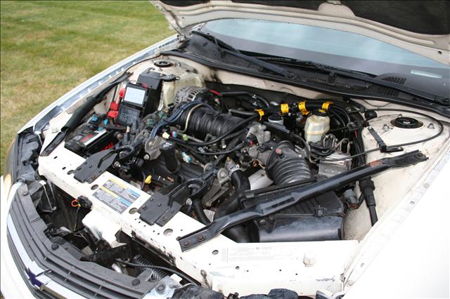 2005 Chevrolet Impala Base