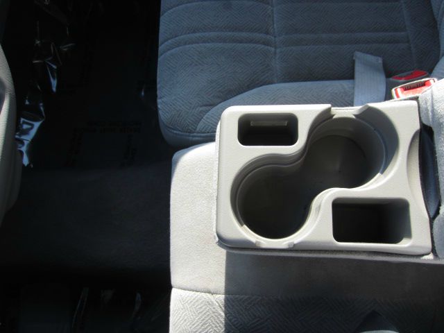 2005 Chevrolet Impala Base