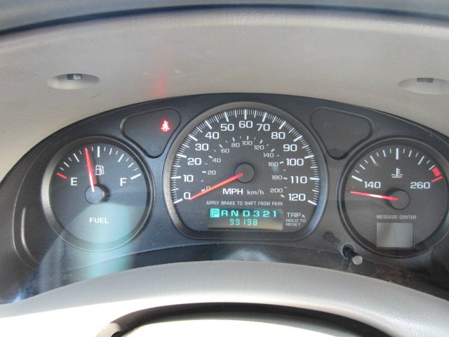 2005 Chevrolet Impala Base