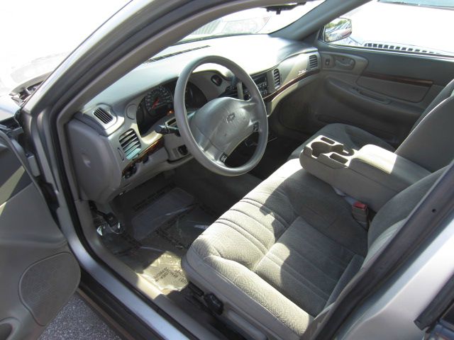 2005 Chevrolet Impala Base