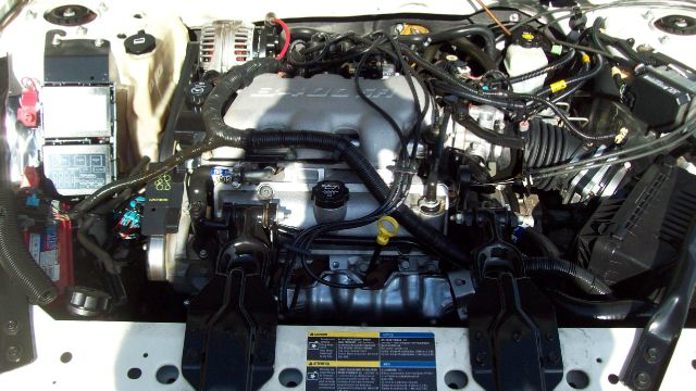 2005 Chevrolet Impala Base