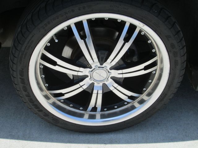 2005 Chevrolet Impala Base