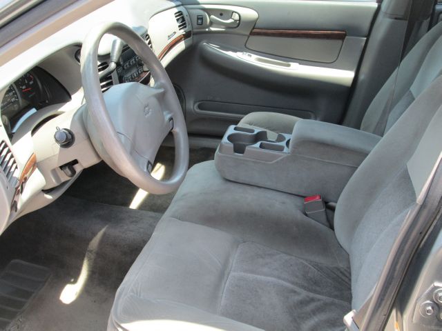 2005 Chevrolet Impala Base