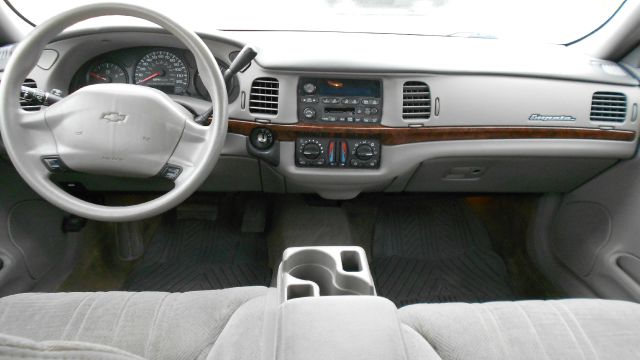 2005 Chevrolet Impala Base
