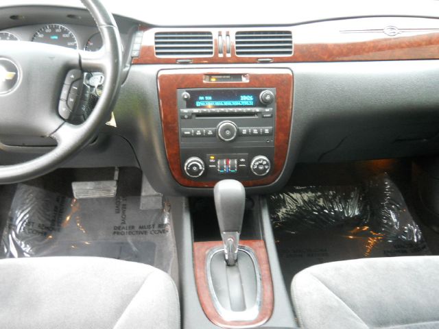 2006 Chevrolet Impala SL1