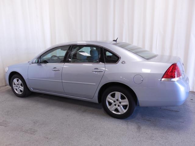 2006 Chevrolet Impala Regular Cab 111.2 WB 2WD