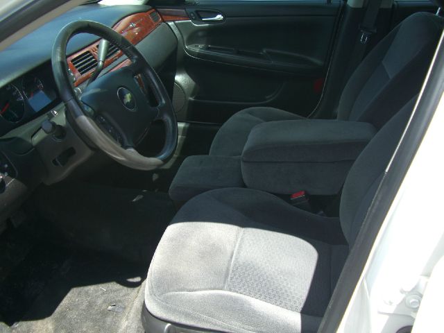 2007 Chevrolet Impala Crew-long-drw-6.6l Diesel-4wd-one Owner