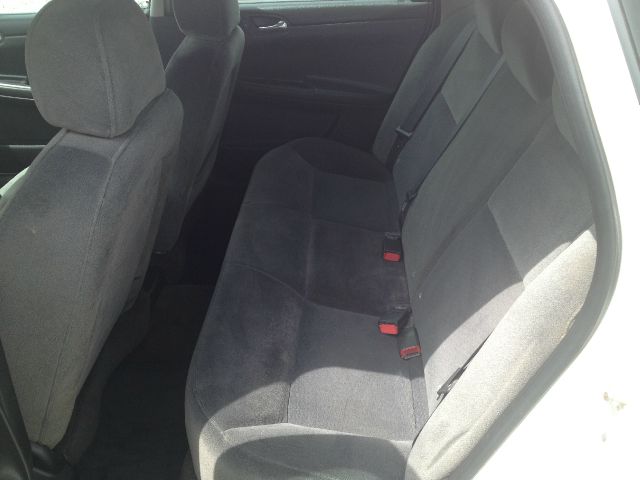 2007 Chevrolet Impala Crew-long-drw-6.6l Diesel-4wd-one Owner