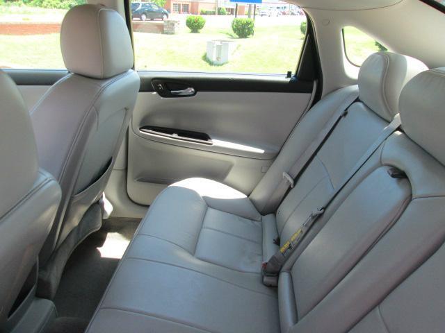2007 Chevrolet Impala ESV Platinum Edition