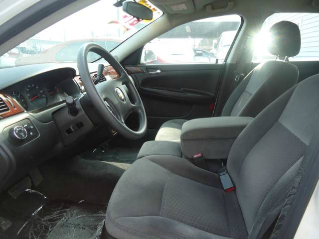 2007 Chevrolet Impala Crew-long-drw-6.6l Diesel-4wd-one Owner