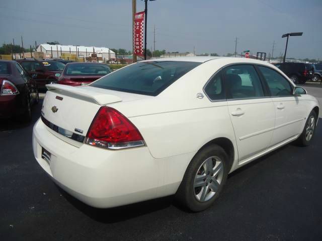2007 Chevrolet Impala Crew-long-drw-6.6l Diesel-4wd-one Owner