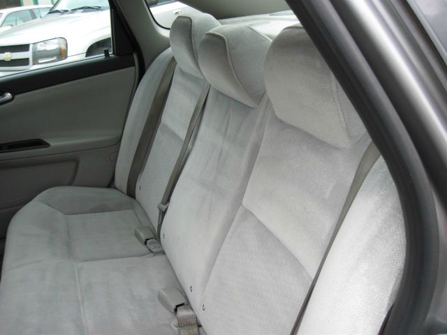 2007 Chevrolet Impala Crew-long-drw-6.6l Diesel-4wd-one Owner