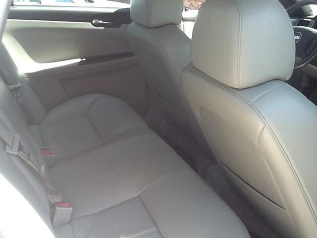 2008 Chevrolet Impala 4dr Sdn Auto (natl) Hatchback