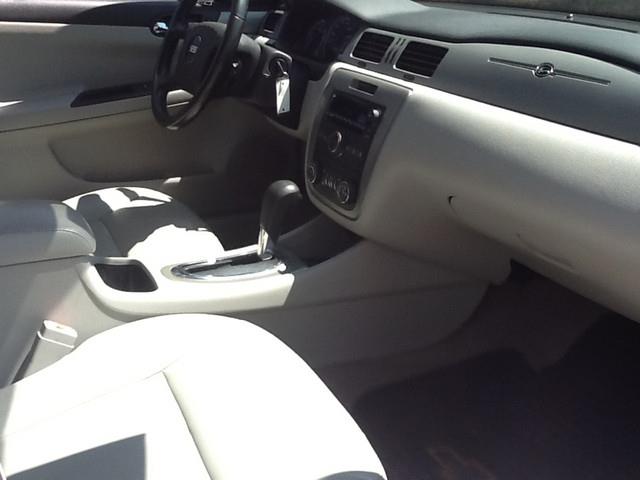 2008 Chevrolet Impala 4dr Sdn Auto (natl) Hatchback