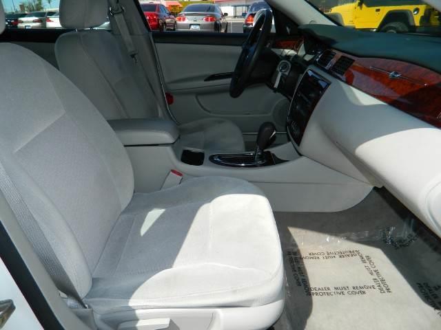 2008 Chevrolet Impala SEL 2WD Sedan