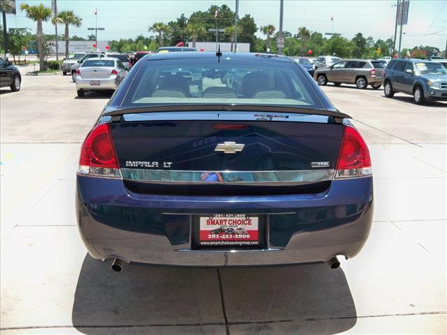 2009 Chevrolet Impala 4dr Wgn 3.7L FWD
