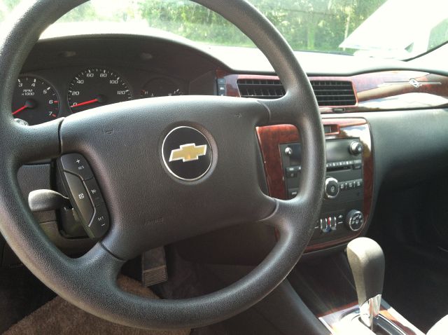 2010 Chevrolet Impala Touring W/nav.sys