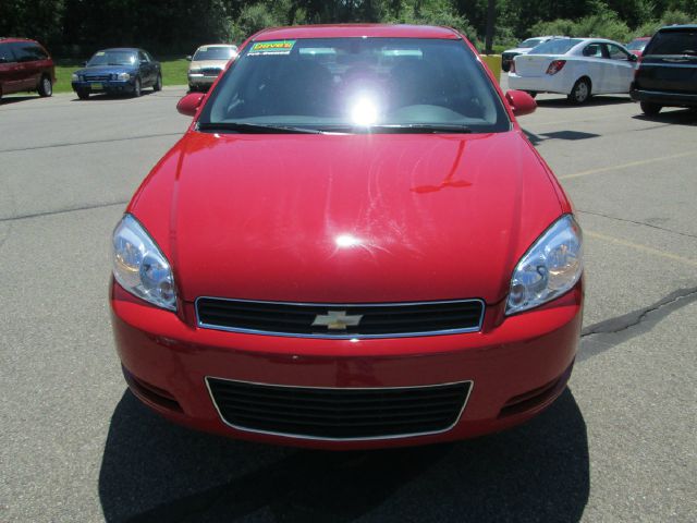 2010 Chevrolet Impala Blk Ext With Silver Trin