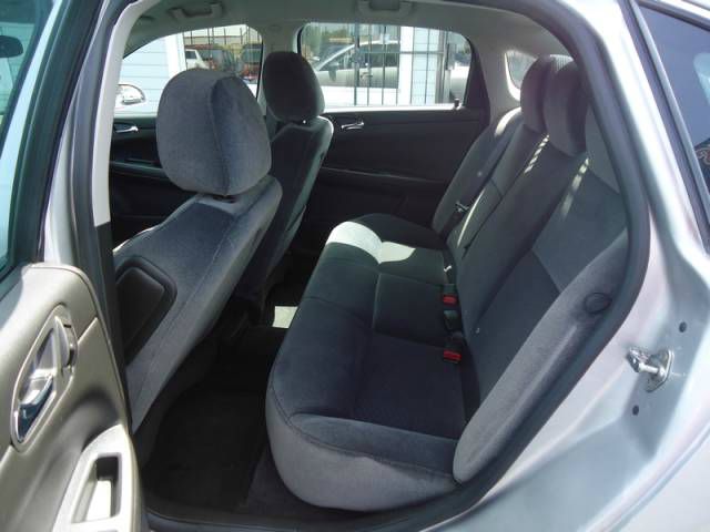 2011 Chevrolet Impala Touring W/nav.sys