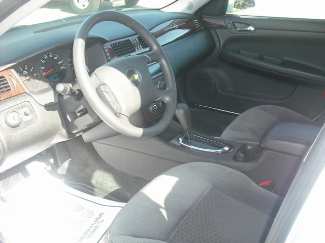 2011 Chevrolet Impala SL1