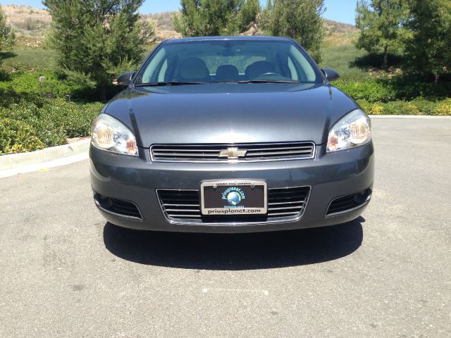 2011 Chevrolet Impala 2WD Ext Cab Manual