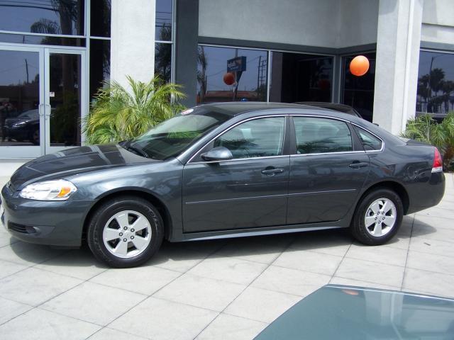 2011 Chevrolet Impala SEL 2WD Sedan