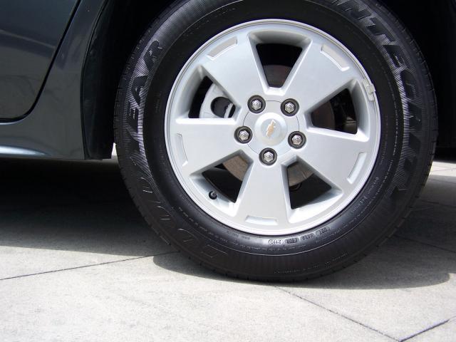 2011 Chevrolet Impala SEL 2WD Sedan