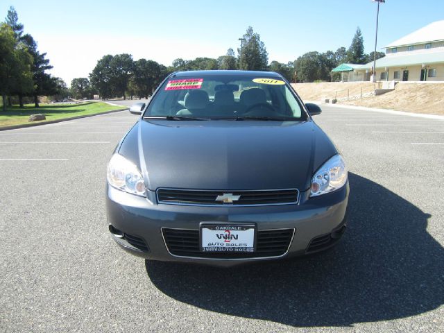 2011 Chevrolet Impala 2WD Ext Cab Manual