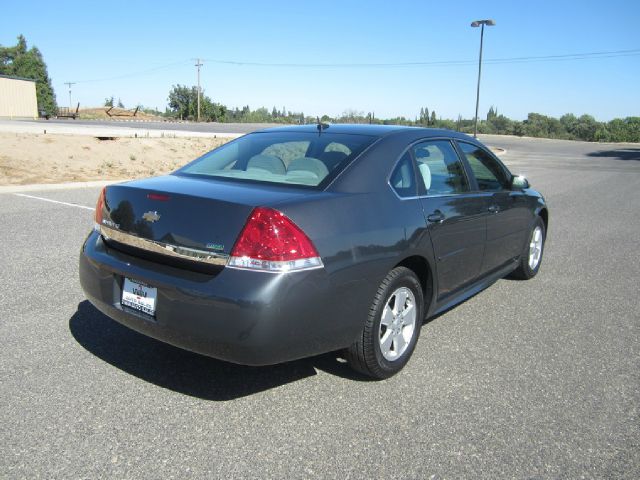 2011 Chevrolet Impala 2WD Ext Cab Manual