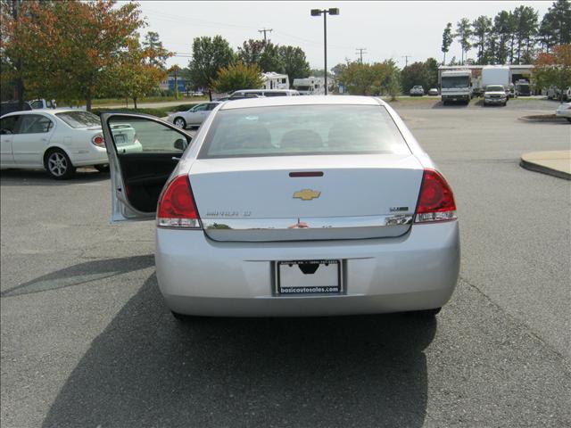 2011 Chevrolet Impala SL1