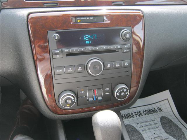 2011 Chevrolet Impala SL1